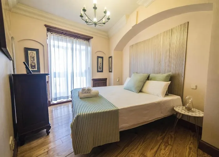 Casa En Las Termas De Amador De Los Rios